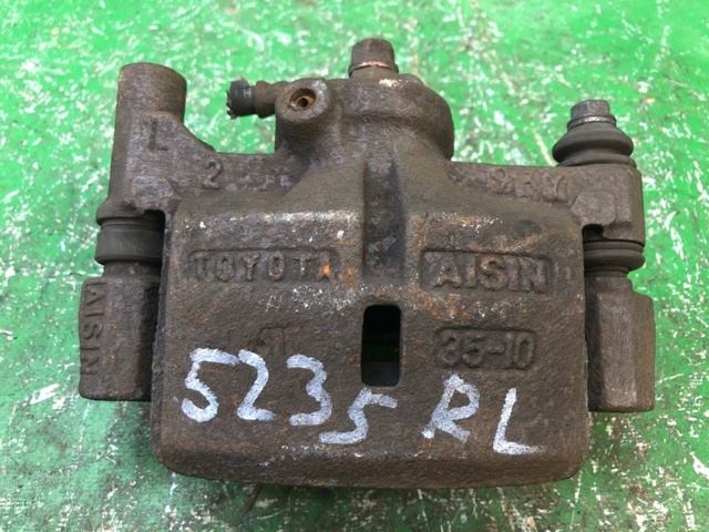 Суппорт тормозной левый задний 4775033100 TOYOTA