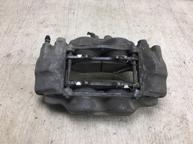 Суппорт тормозной, передний, левый 4775060350 TOYOTA