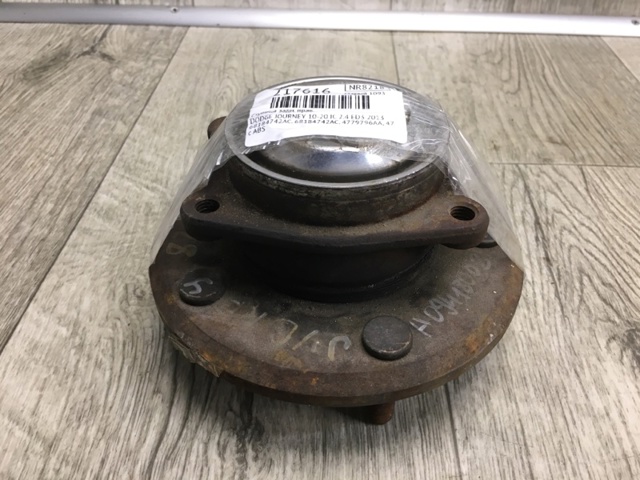 CHRYSLER 4779796AA Ступица задняя правая в наличии Киев