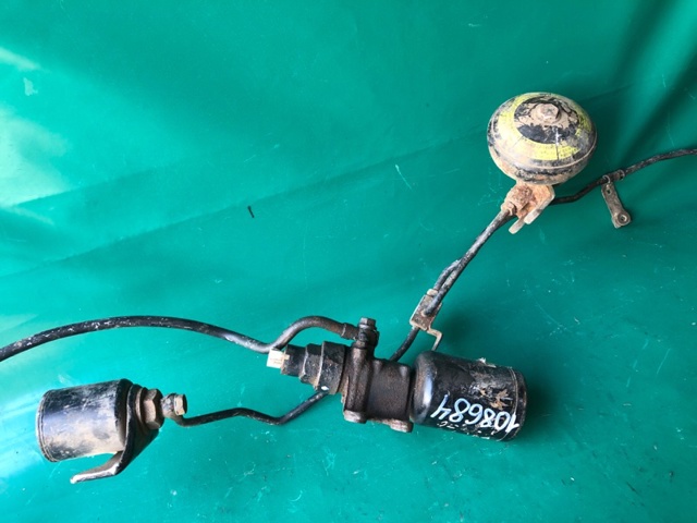 4801060010 TOYOTA Блок клапанов регулируемой подвески передний купить в Кривой Рог