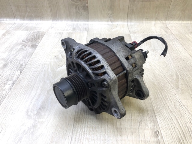 Автомобильный генератор 4801323AD CHRYSLER