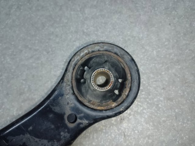 4806807050 TOYOTA Нижний рычаг купить в Ирпень