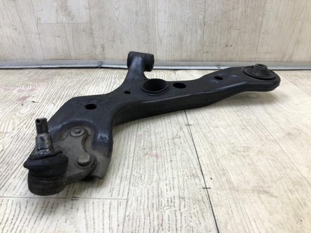 480690R030 TOYOTA Рычаг передней подвески нижний левый купить в Каменское