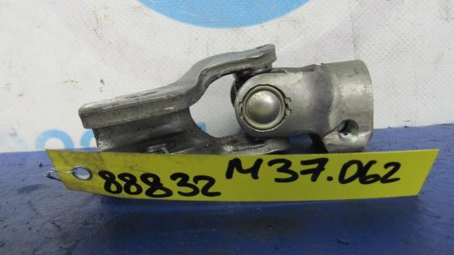 48080EG000 NISSAN Кардан вала рулевой колонки нижний купить в Ужгород