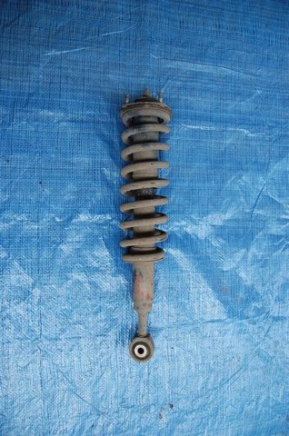 Амортизатор передний 4851069365 TOYOTA