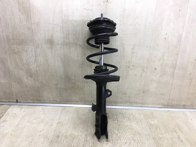 Амортизатор подвески передний левый 4852009L40 TOYOTA