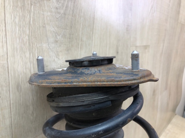 Стойка передняя левая 4852080490 TOYOTA
