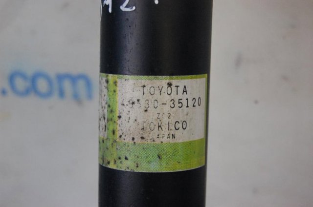 Амортизаторы задние 4853035120 TOYOTA