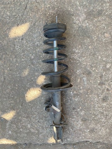 Стойка задняя правая 4853049155 TOYOTA