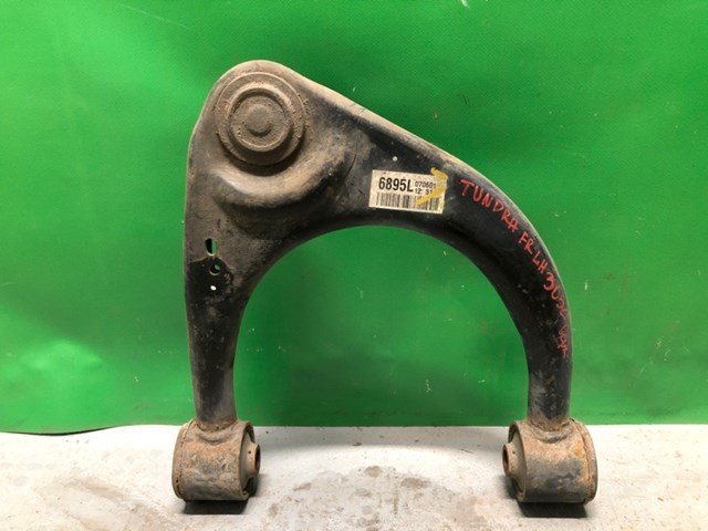 Рычаг передней подвески верхний, левый 486300C010 TOYOTA