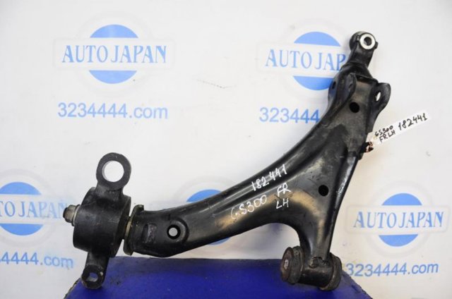 4864030290 TOYOTA Рычаг передней подвески нижний левый купить в Николаев