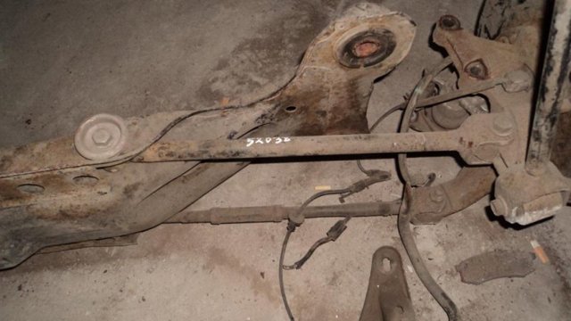 Растяжка задней подвески 4871033100 TOYOTA