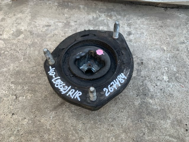 Стойка задняя правая 4875006100 TOYOTA