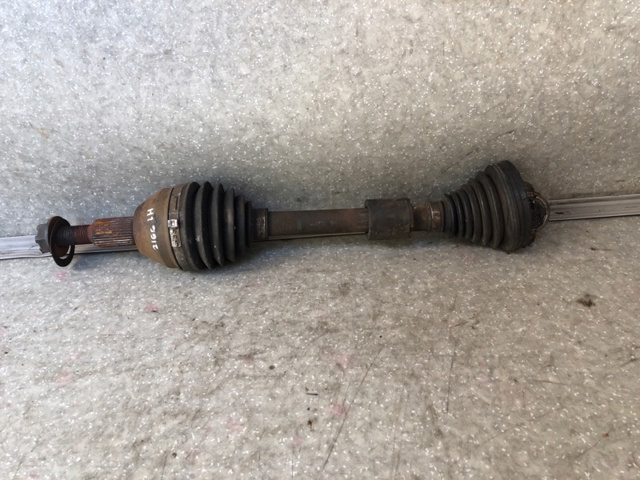 Полуось передняя левая 4880213AJ CHRYSLER