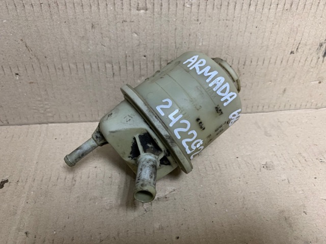 Бачок и трубопроводы 491808J000 NISSAN
