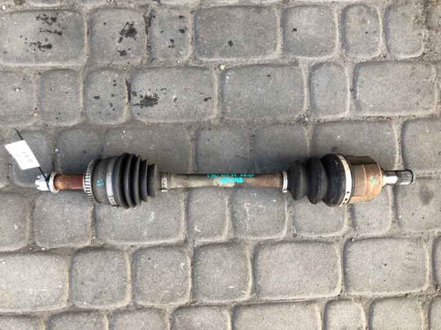 Полуось передняя, правая 495012L210 HYUNDAI
