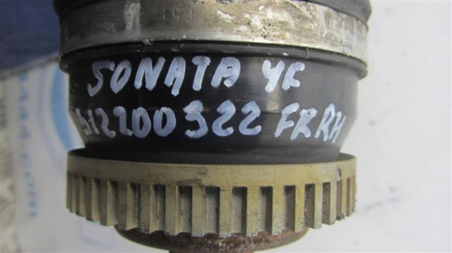 HYUNDAI 495014R250 Полуось (привод) передняя правая в наличии Житомир