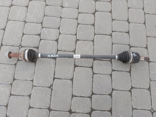 Полуось задняя 49600D7000 HYUNDAI