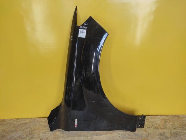 Переднее правое крыло 4L0821106 VAG