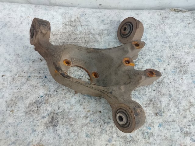 5085532AH Цапфа задняя правая купить Чернигов