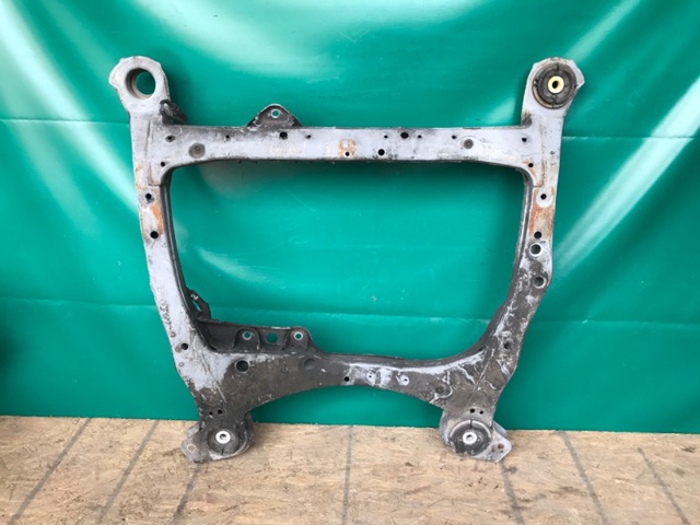 TOYOTA 5110033030 Балка передней подвески (подрамник) в наличии Одесса