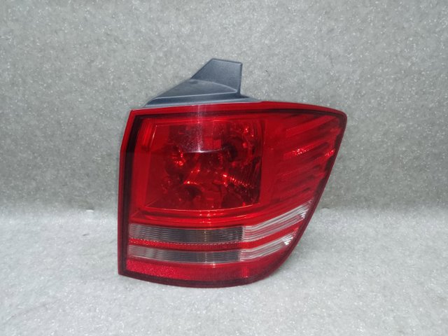 Задний правый внешний фонарь 5116290AE CHRYSLER