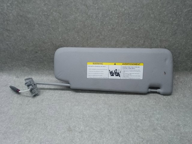 Козырек солнцезащитный автомобиля 51167263569 BMW