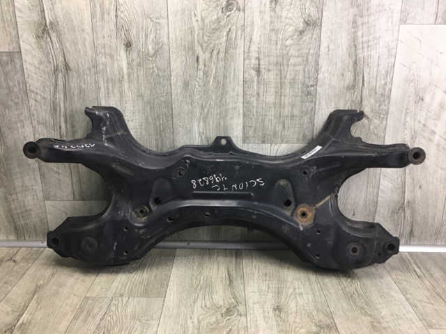 TOYOTA 5120121060 Балка передней подвески (подрамник) в наличии Днепр