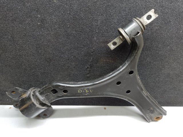 Передний нижний рычаг 51350TZ3A01 HONDA