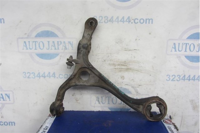 Рычаг передней подвески нижний левый 51360SDAA03 HONDA
