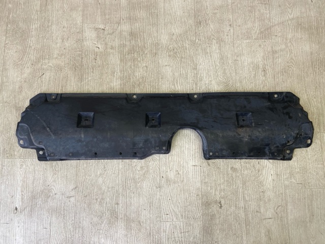 Передняя защита картера 5144142160 TOYOTA