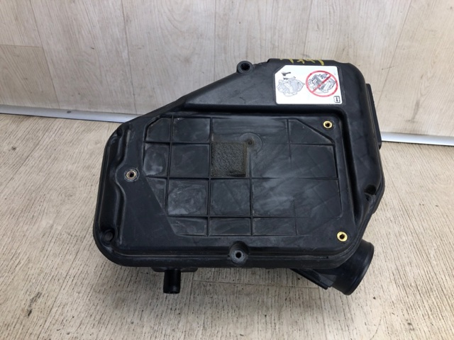 CHRYSLER 5145595AA Корпус фильтра в наличии Житомир