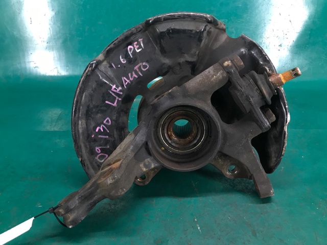 Цапфа передняя левая 517152H100 HYUNDAI