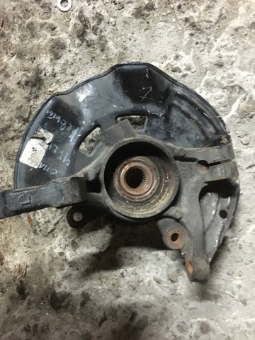 Кулак поворотный передний левый 517152T010 HYUNDAI