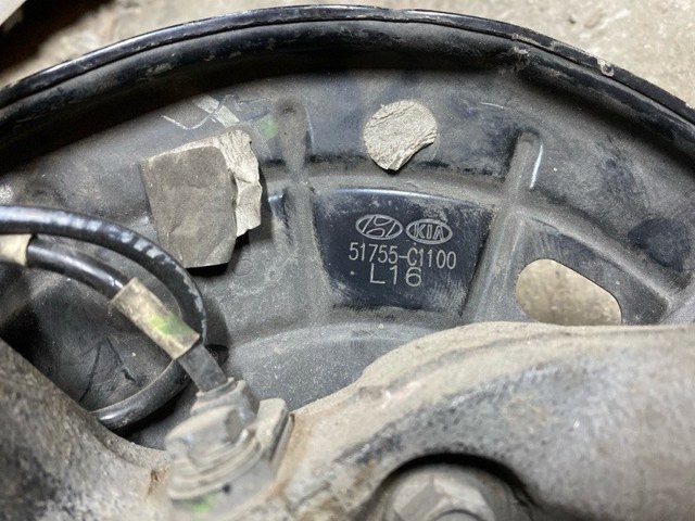 51715C1000 HYUNDAI Цапфа (поворотный кулак) передний левый купить в Черновцы