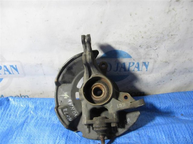 HYUNDAI 517162H000 Цапфа передняя правая в наличии Киев