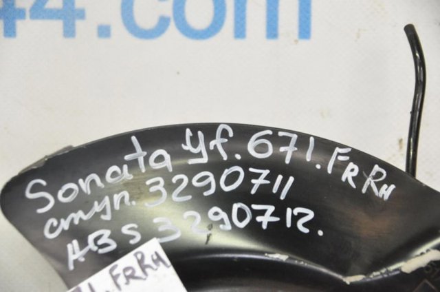 HYUNDAI 517162T110 Цапфа передняя правая в наличии Киев