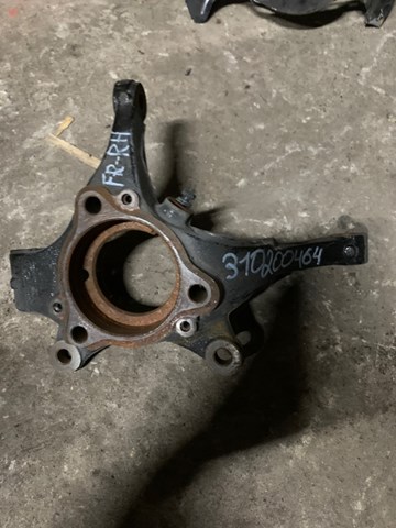 Цапфа передняя правая 51716F2000 HYUNDAI