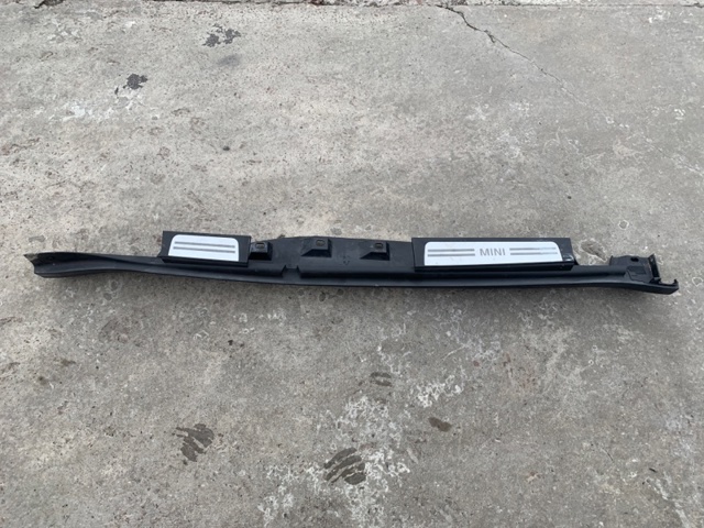 BMW 51779801888 в наличии Киев