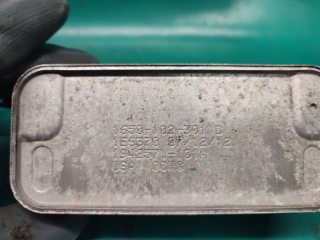 CHRYSLER 5184294AE Корпус масляного фильтра в наличии Николаев