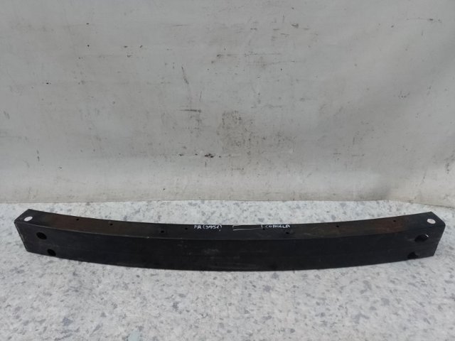 Буфер бампера переднего 5202102060 TOYOTA