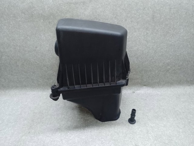  Корпус воздушного фильтра 52022352AB CHRYSLER