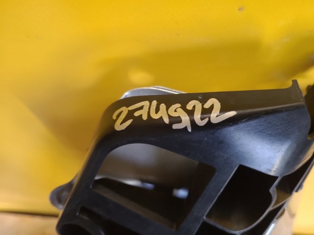 TOYOTA 5211647070 Кронштейн бампера переднего левый в наличии Хмельницкий
