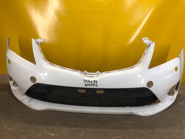 Бампер передний в сборе 5211905210 TOYOTA