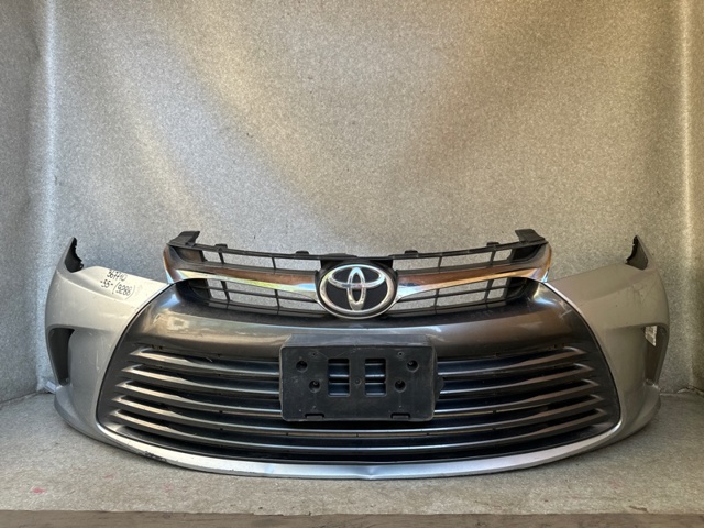 Бампер передний в сборе 5211906A50 TOYOTA