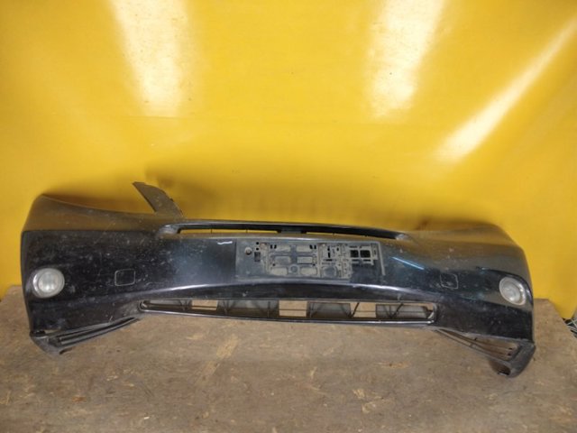 Бампер на авто 5211948370 TOYOTA