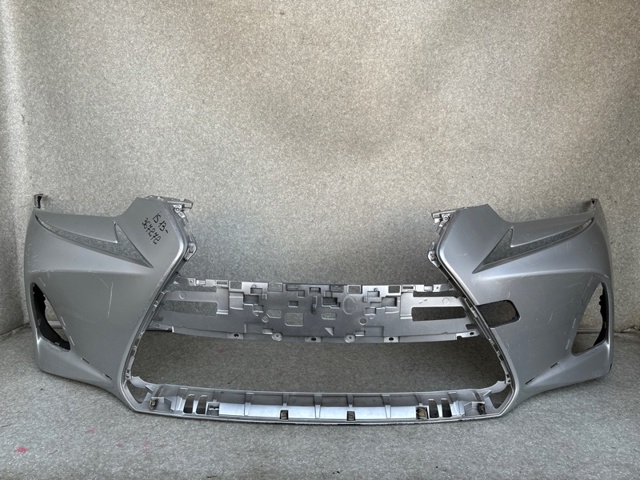 Буфер (бампер) передний 5211953B60 TOYOTA