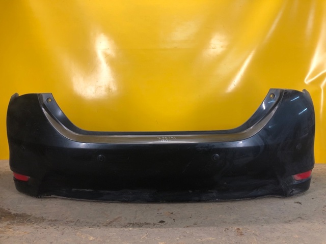 Бампер задний 5215902A20 TOYOTA