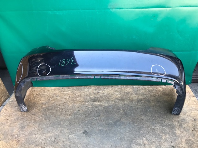 Задний бампер 5215906390 TOYOTA