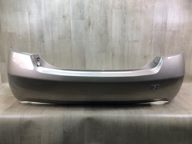 Бампер задний 5215933918 TOYOTA
